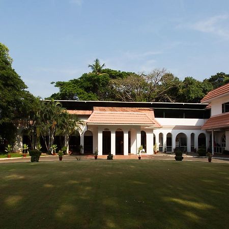 Ats Willingdon Hotel Kochi Eksteriør billede