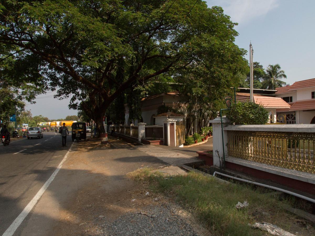 Ats Willingdon Hotel Kochi Eksteriør billede