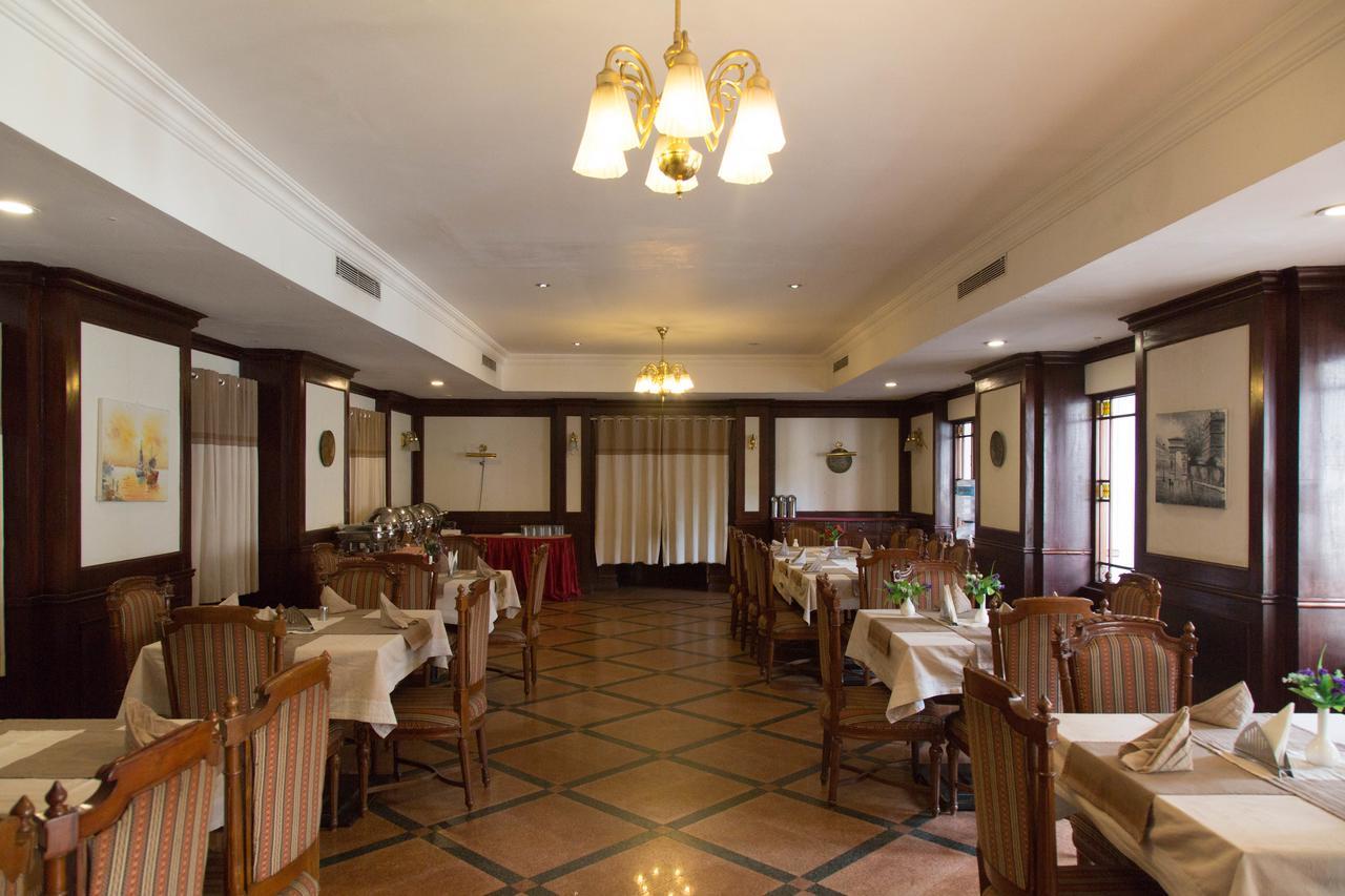 Ats Willingdon Hotel Kochi Eksteriør billede