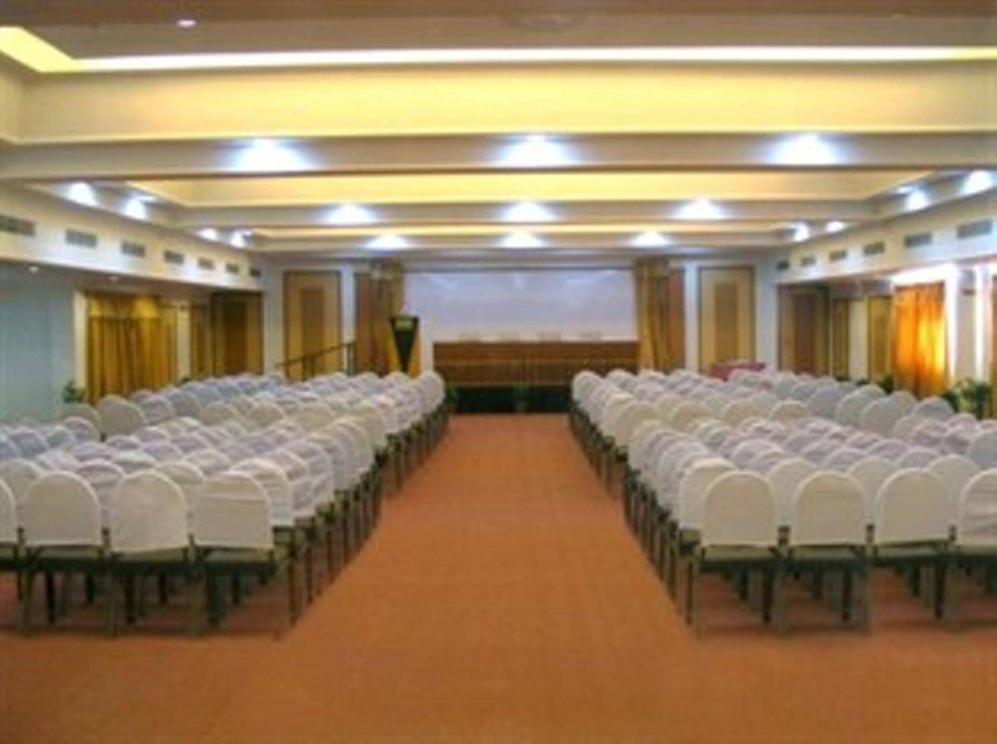 Ats Willingdon Hotel Kochi Eksteriør billede